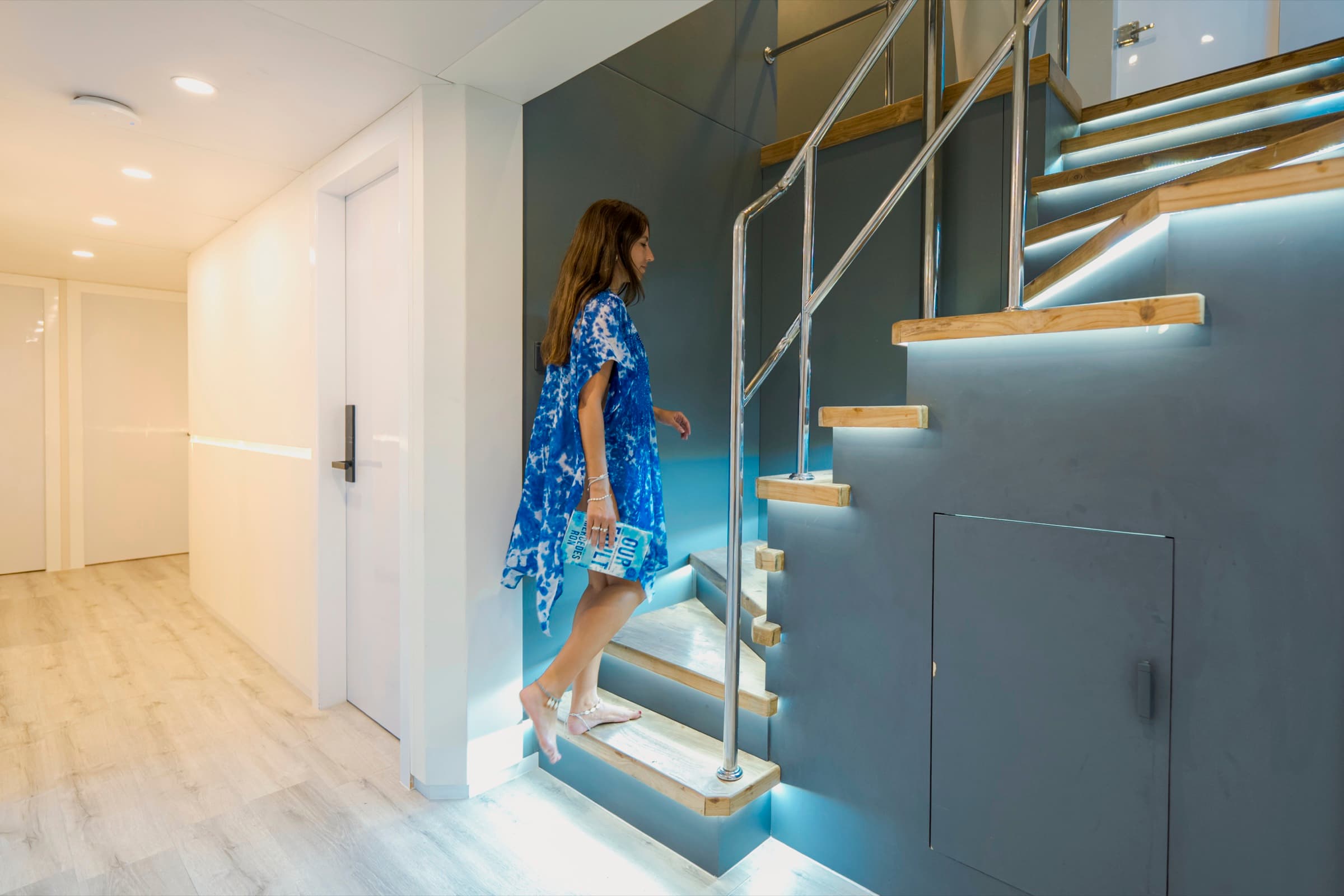 SERAI lower deck entrance and corridor